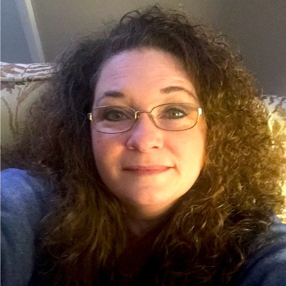 Meet your Posher, Bethany - Picture 1 of 1